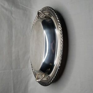 Vintage WM Rogers Silverplated Vegetable Serving Dish with Cover And Handles